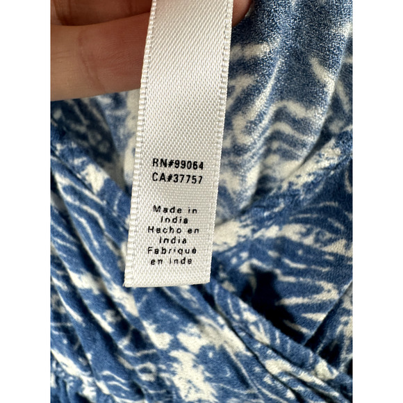 RVCA Soft Rayon Blue White Abstract Hippie Coastal Beachy Bohemian Short Romper - Picture 3 of 7